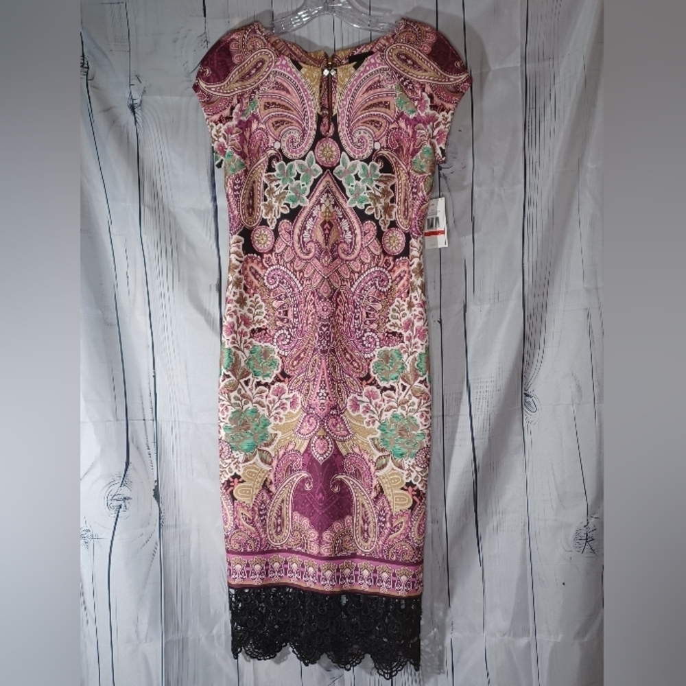 Eci Paisley fitted dress with Lace And Zip Back NWT